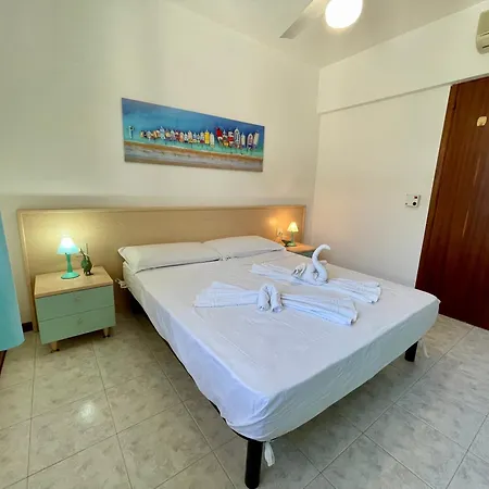 Frontemare 6 Posti Letto + Posto Auto Gratuito ביביונה